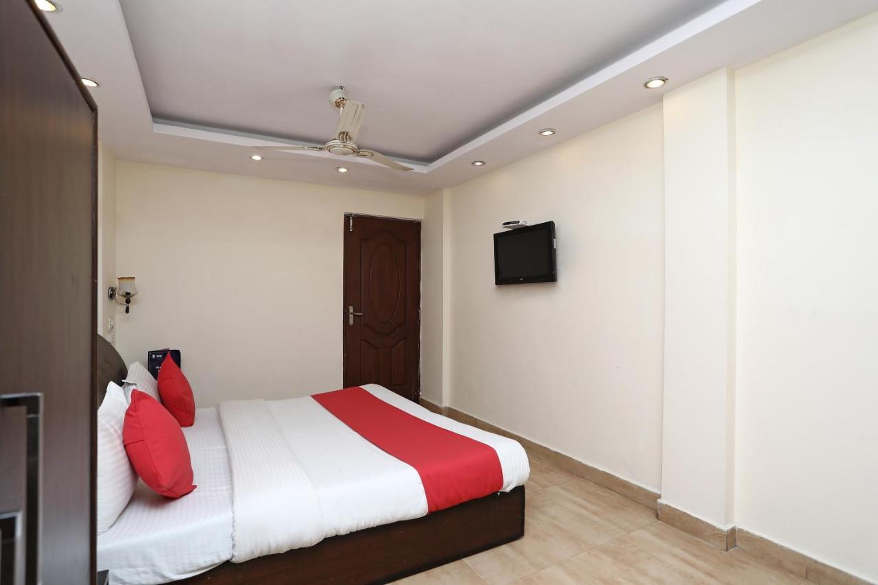 Oyo 4956 Hotel Maharaja Palace Kanpur Dış mekan fotoğraf