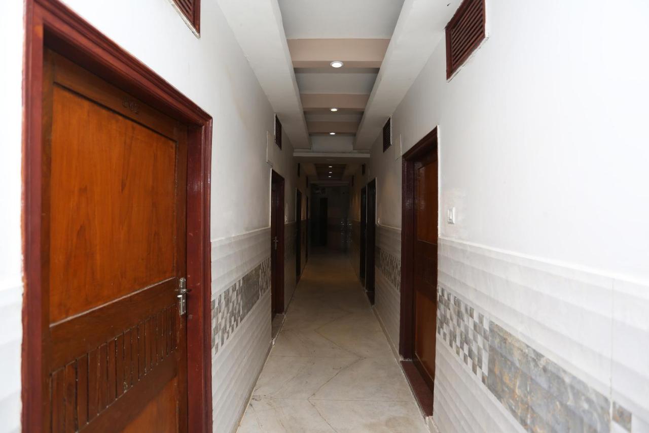 Oyo 4956 Hotel Maharaja Palace Kanpur Dış mekan fotoğraf