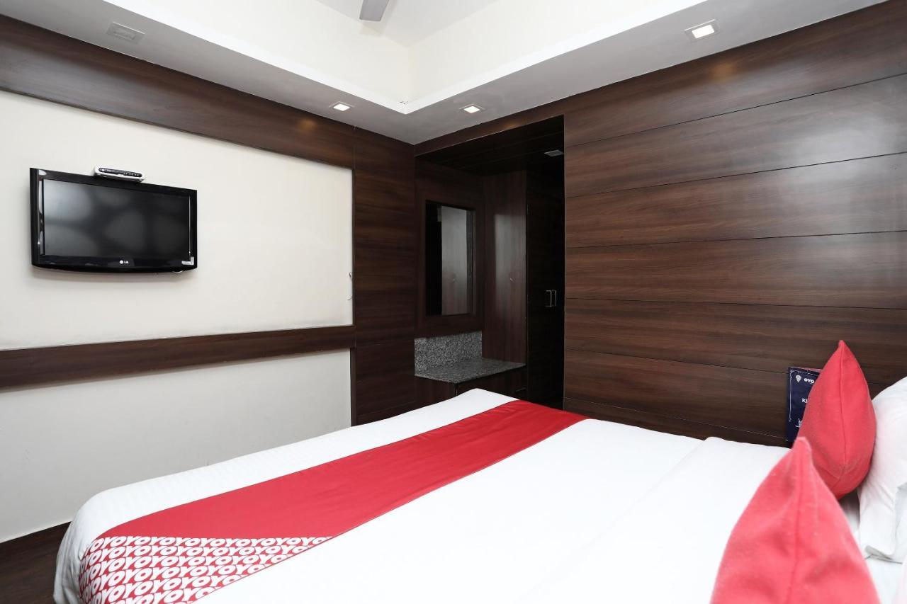 Oyo 4956 Hotel Maharaja Palace Kanpur Dış mekan fotoğraf
