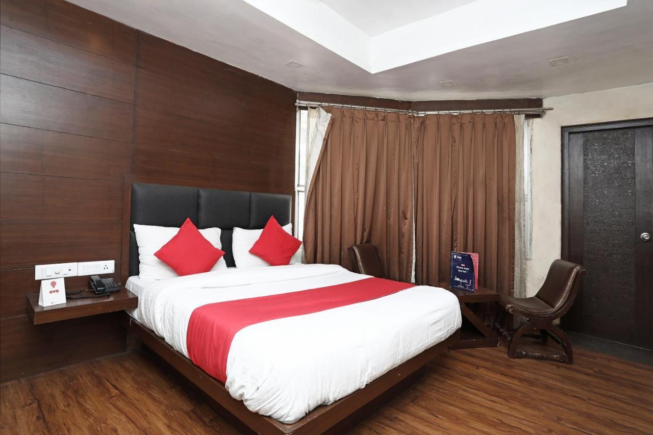 Oyo 4956 Hotel Maharaja Palace Kanpur Dış mekan fotoğraf