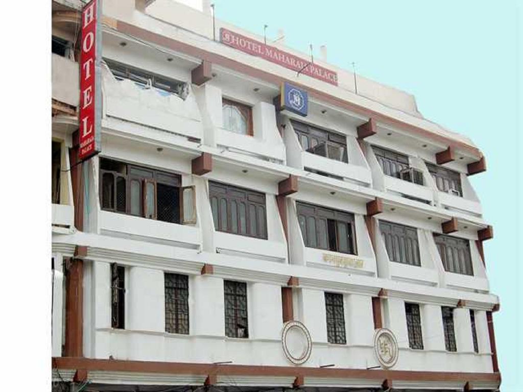 Oyo 4956 Hotel Maharaja Palace Kanpur Dış mekan fotoğraf
